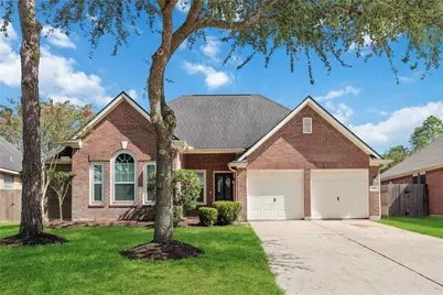 3519 Crescent Drive, Pearland, TX 77584 - Photo 2