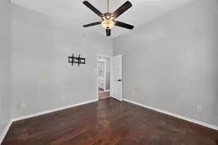 3519 Crescent Dr, Pearland, TX 77584 - Photo 14