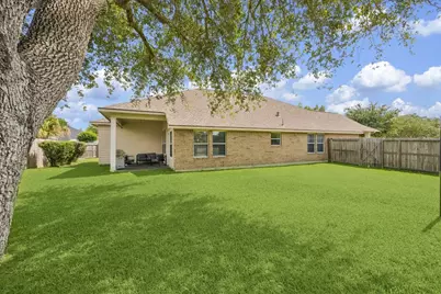 6146 Bradie Court, League City, TX 77573 - Photo 20