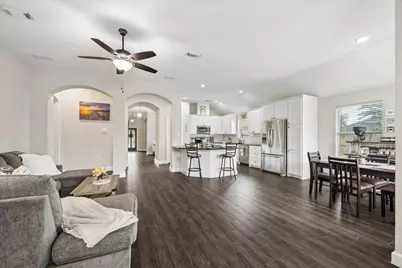 6146 Bradie Court, League City, TX 77573 - Photo 8