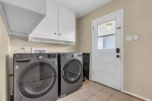 5458 Ariel St, Houston, TX 77096 - Photo 32