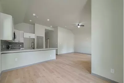 1909 Oregon Street, Baytown, TX 77520 - Photo 12