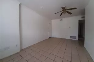 4542 Otterbury Dr, Houston, TX 77039 - Photo 2