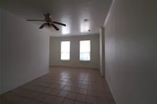 4542 Otterbury Dr, Houston, TX 77039 - Photo 4