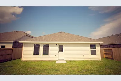 9919 Oakheath Bluff Drive, Baytown, TX 77521 - Photo 12