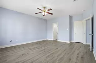 11930 Longwood Garden Way, Houston, TX 77047 - Photo 8