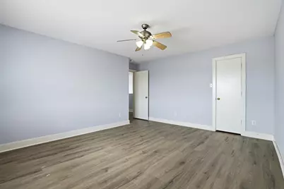 11930 Longwood Garden Way, Houston, TX 77047 - Photo 30