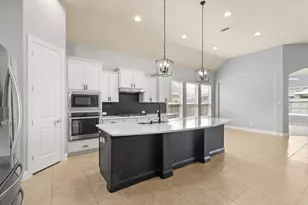 12426 Cumberland Dr, Texas City, TX 77568 - Photo 14