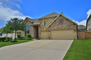 12426 Cumberland Dr, Texas City, TX 77568 - Photo 2