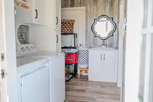 1689 Co Rd 315, Yoakum, TX 77995 - Photo 34