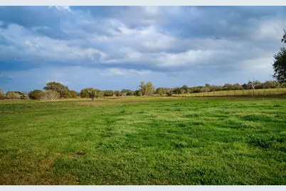 1689 County Road 315, Yoakum, TX 77995 - Photo 44