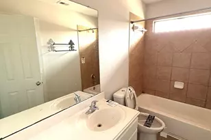 811 Belvedere Dr, Conroe, TX 77301 - Photo 12