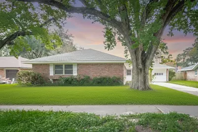 6119 Reamer Street, Houston, TX 77074 - Photo 1