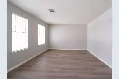 16003 Surrey Woods Drive, Friendswood, TX 77546 - Photo 4