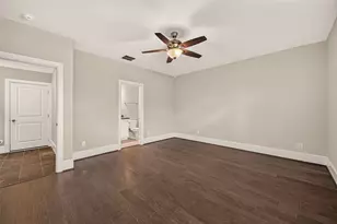 8326 Ginger Oak St, Houston, TX 77055 - Photo 30
