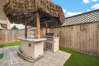 8326 Ginger Oak Street, Houston, TX 77055 - Photo 10
