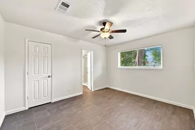 516 Saint Charles Street, League City, TX 77573 - Photo 14