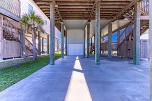 13111 Buccaneer Pkwy, Freeport, TX 77541 - Photo 28