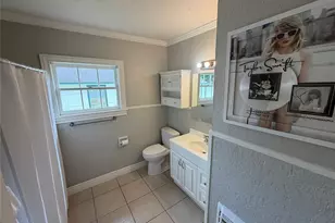 500 Fairbanks St, Houston, TX 77009 - Photo 8