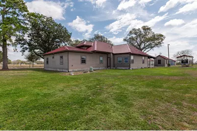 834 County Road 408, El Campo, TX 77437 - Photo 4