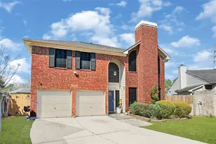 9026 Fairbloom Ln, Houston, TX 77040 - Photo 2