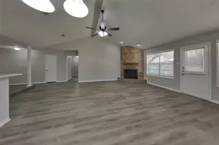 2211 Rambling Brook Dr, Houston, TX 77373 - Photo 4