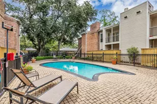 2001 Bering Dr, Houston, TX 77057 - Photo 32