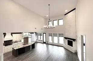 10206 Peytons Grace Ln, Cypress, TX 77433 - Photo 8