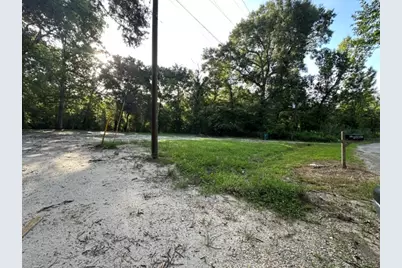 48 Tejas Drive, Huntsville, TX 77320 - Photo 2