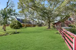 222 Quaker Dr, Friendswood, TX 77546 - Photo 28