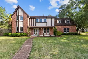 8515 Twelve Oaks Dr, Texas City, TX 77591 - Photo 1