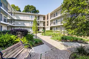 7315 Brompton St, Houston, TX 77025 - Photo 14