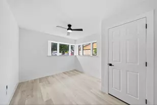 5703 Woodville Ln, Pearland, TX 77584 - Photo 22