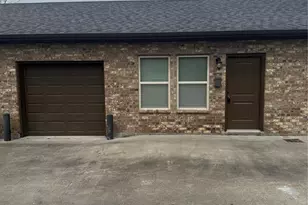 312-2 N Ormsby St, Alvin, TX 77511 - Photo 2
