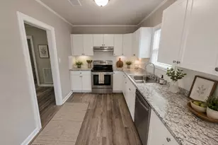 805 17th Ave N, Texas City, TX 77590 - Photo 4