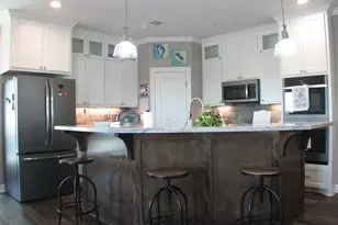 32 Trout Ln, Freeport, TX 77541 - Photo 10