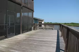 32 Trout Ln, Freeport, TX 77541 - Photo 16
