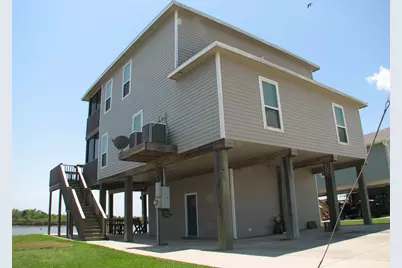 32 Trout Lane, Freeport, TX 77541 - Photo 4