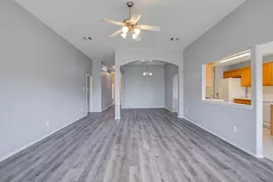 13915 Fort Nelson Dr, Houston, TX 77083 - Photo 12
