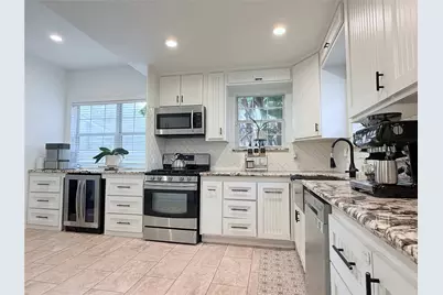 5221 Claremont Street, Houston, TX 77023 - Photo 6