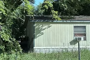 2537 Redwood Cir, Burleson, TX 76028 - Photo 4