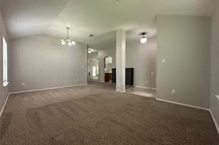 2704 Quail Dove Ln, League City, TX 77573 - Photo 6