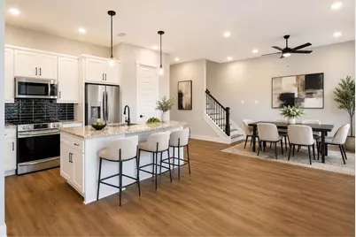 10972 Swang Link Drive, Houston, TX 77043 - Photo 2