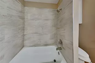 7415 Broken Ridge Dr, Houston, TX 77095 - Photo 16