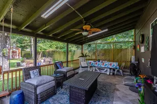 760 Pinecrest St, Vidor, TX 77662 - Photo 32