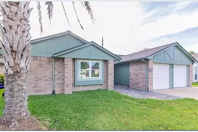 2135 Collingsfield Drive, Sugar Land, TX 77478 - Photo 2