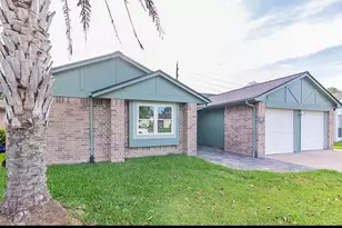 2135 Collingsfield Dr, Sugar Land, TX 77478 - Photo 2