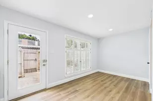 10380 Briar Forest Dr, Houston, TX 77042 - Photo 14