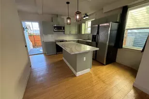 1213 32nd St, Galveston, TX 77550 - Photo 8