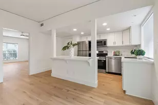 14715 Barryknoll Ln, Houston, TX 77079 - Photo 10